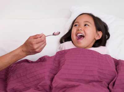Sai lầm khi cho trẻ uống thuốc