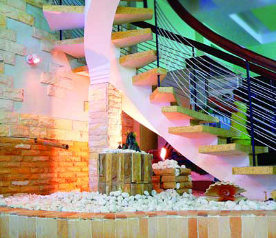 Có nên đặt bể cá ở gầm cầu thang Có nên đặt bể cá ở gầm cầu thang - Archi